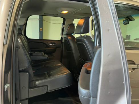 Used 2008 Chevrolet Silverado 2500 LTZ w/ Safety Package AWD/4WD image 16