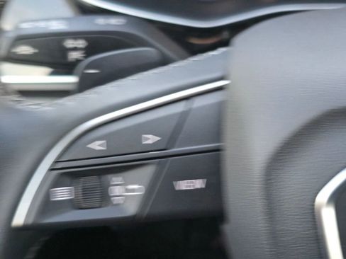 Used 2025 Audi Q7 3.0T Premium Plus image 29