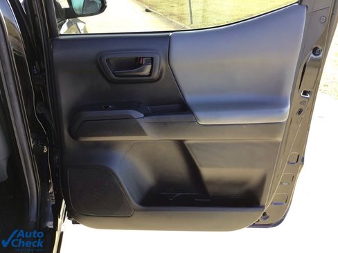 Used 2023 Toyota Tacoma SR image 13