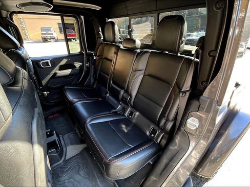 Used 2020 Jeep Gladiator Rubicon image 28