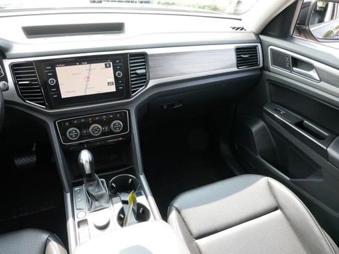 Used 2021 Volkswagen Atlas SEL image 11