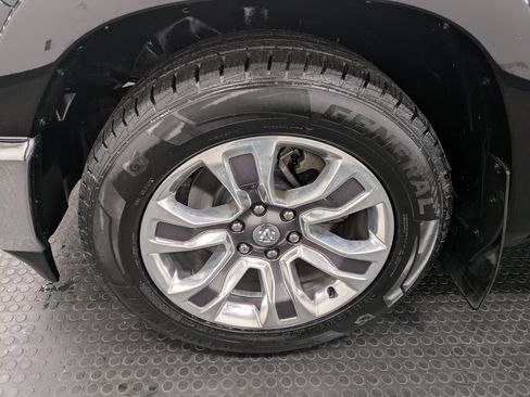 Used 2019 RAM 1500 Limited image 7