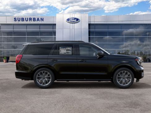 New 2027 Ford Expedition Platinum w/ Stealth Appearance Package AWD/4WD image 5