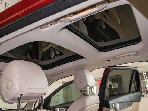 Used 2019 Mercedes-Benz GLC 350e 4MATIC w/ Parking Assistance Package image 14