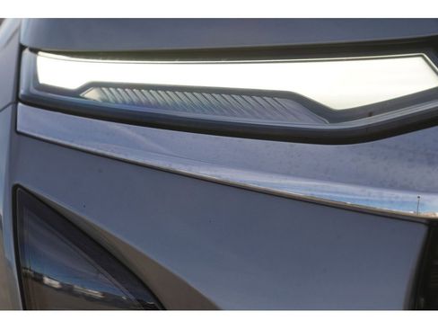 Used 2025 Chevrolet Equinox LT w/ Convenience Package II image 7