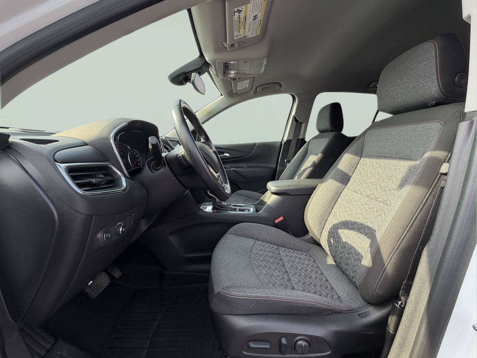 Used 2022 Chevrolet Equinox LT AWD/4WD image 21