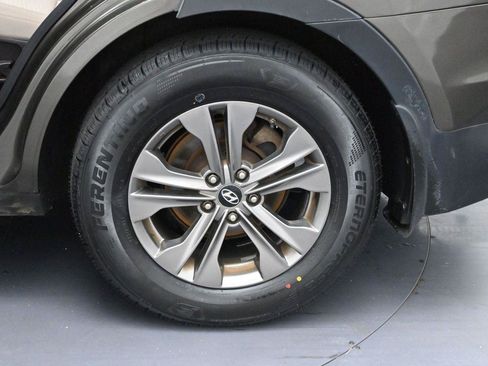 Used 2013 Hyundai Santa Fe Sport FWD image 30