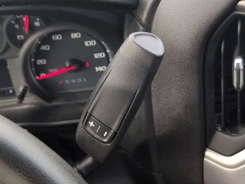 Certified 2022 GMC Sierra 3500 Pro w/ Convenience Package image 15