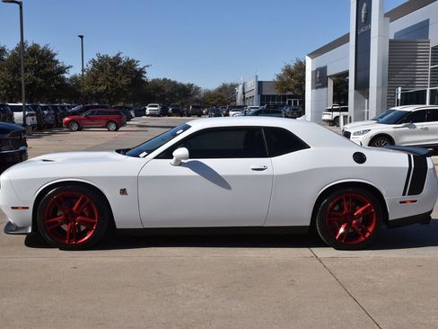 Used 2022 Dodge Challenger R/T Scat Pack w/ Plus Package image 12