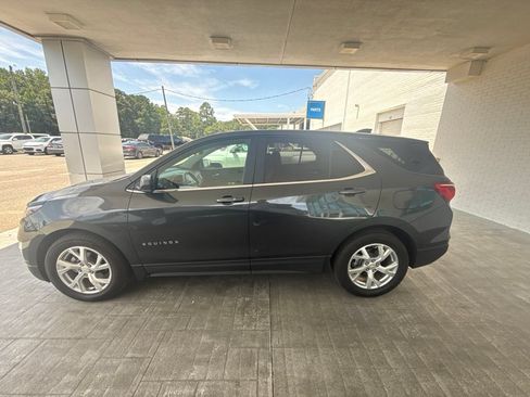 Used 2021 Chevrolet Equinox LT FWD image 3