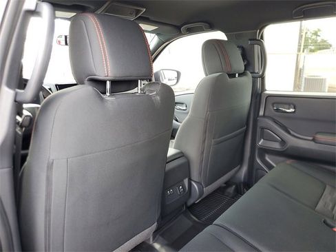Used 2023 Nissan Frontier PRO-4X w/ Pro Convenience Package image 10