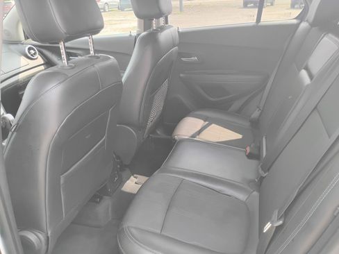Used 2015 Chevrolet Trax LT w/ LT Plus Package FWD image 6