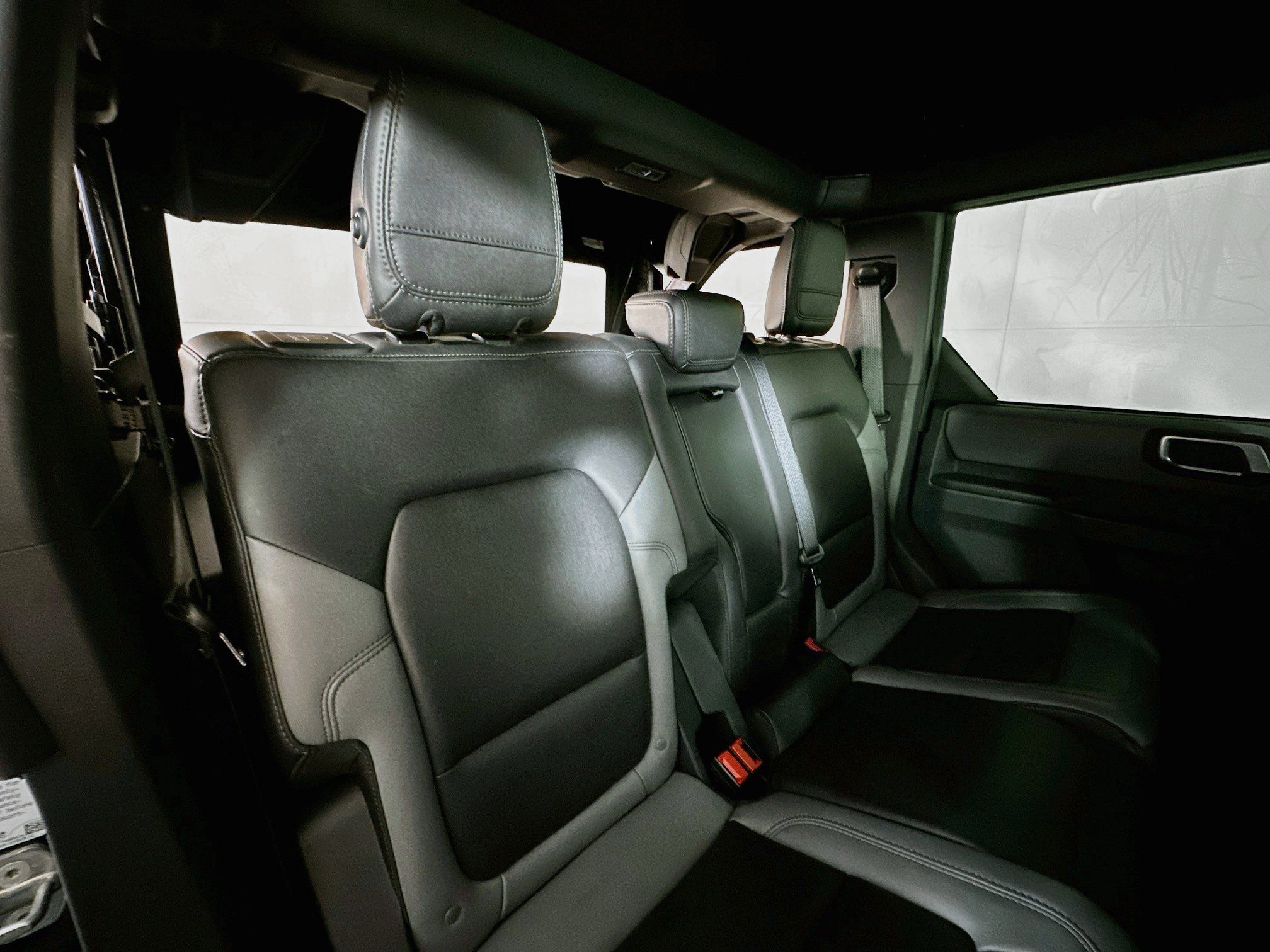Used 2024 Ford Bronco Big Bend AWD/4WD image 25