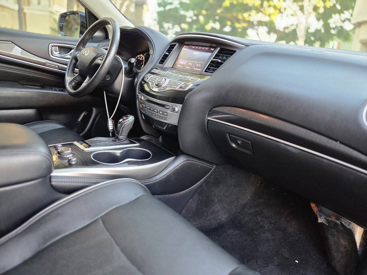 Used 2018 INFINITI QX60 Luxe w/ Premium Plus Package AWD/4WD image 34