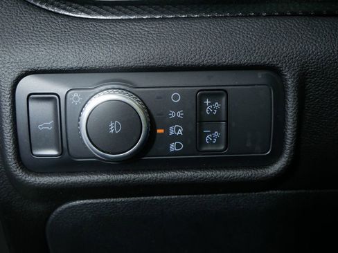 Used 2022 Ford Explorer ST w/ ST Street Pack image 19