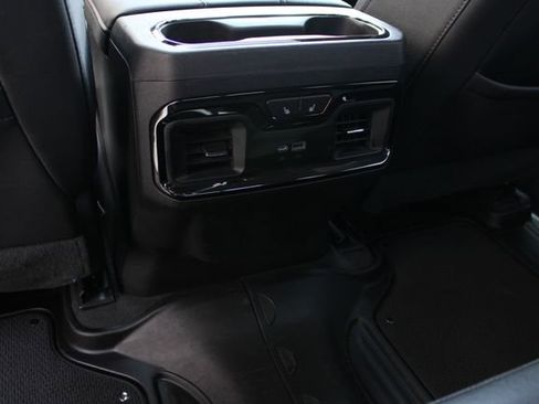 Used 2023 GMC Sierra 1500 AT4 w/ AT4 Premium Package AWD/4WD image 24