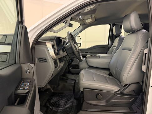Used 2023 Ford F350 XL w/ 360-Degree Camera Package AWD/4WD image 5