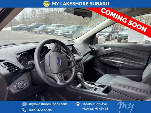 Used 2019 Ford Escape SE image 10