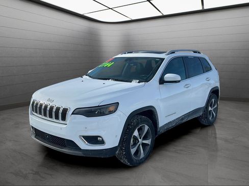 Used 2021 Jeep Cherokee Limited image 8