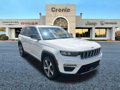 Used 2023 Jeep Grand Cherokee Limited w/ Trailer Tow Prep Group (B)