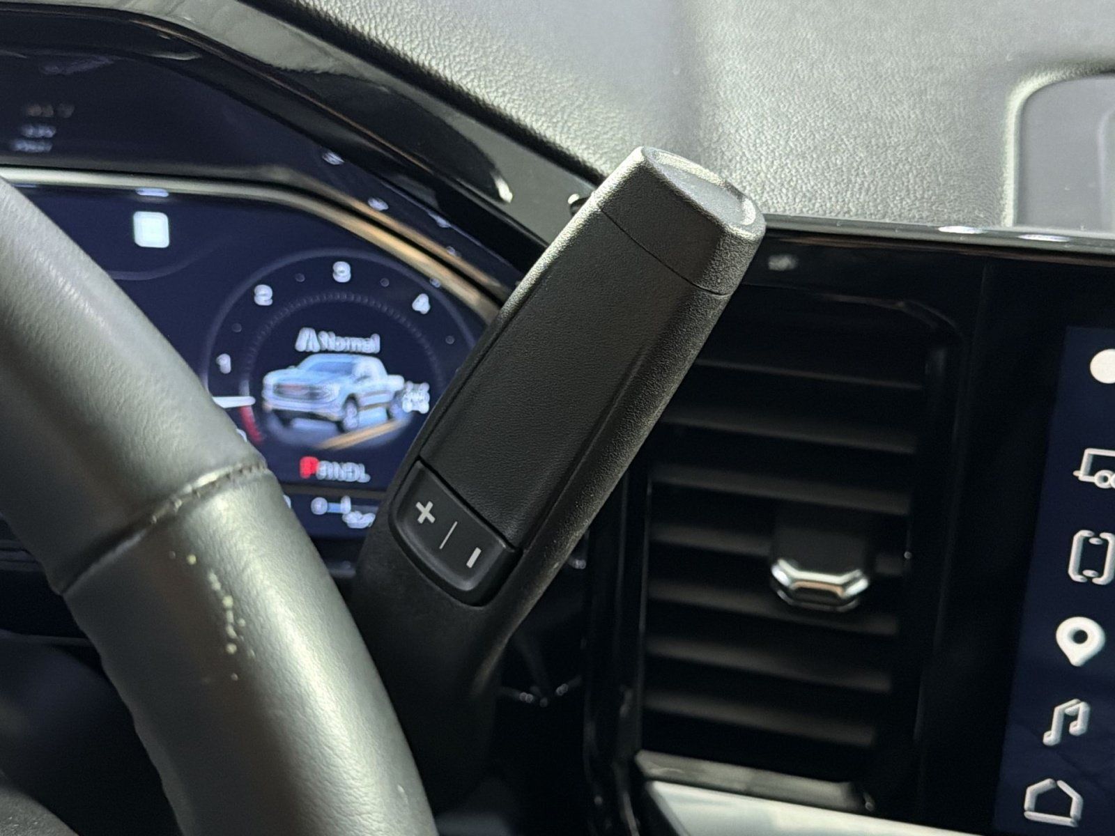 Used 2023 GMC Sierra 1500 SLE AWD/4WD image 22