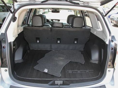 Used 2014 Subaru Forester 2.5i Limited AWD/4WD image 36