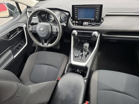 Certified 2022 Toyota RAV4 LE AWD/4WD image 21