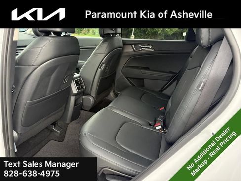 New 2026 Kia Sportage EX FWD image 23