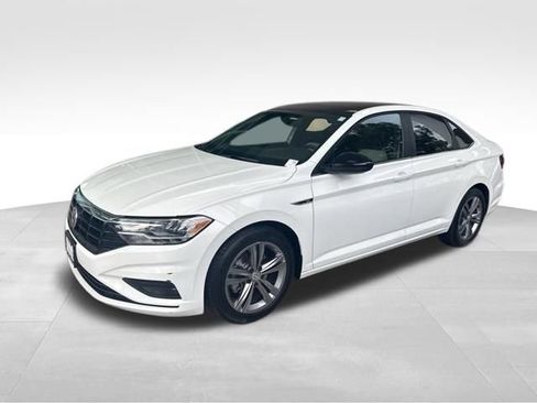 Used 2020 Volkswagen Jetta R-Line w/ R-Line Cold Weather Package image 1