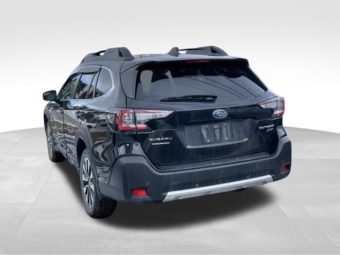 Used 2024 Subaru Outback Limited XT image 5