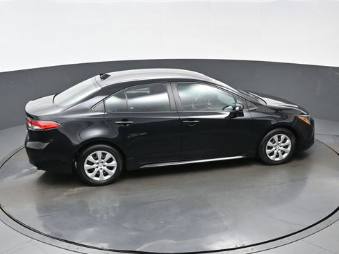 Used 2024 Toyota Corolla LE FWD image 39