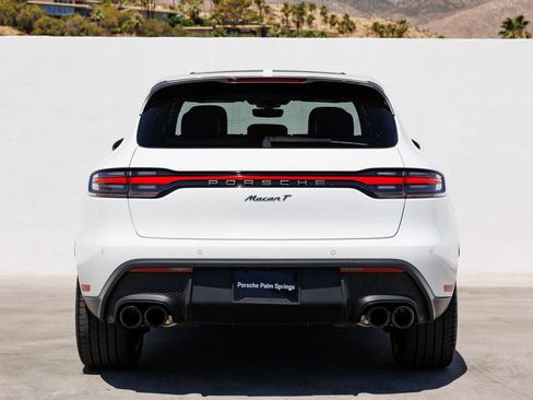 Certified 2025 Porsche Macan Turbo AWD/4WD image 6