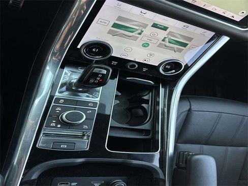 Used 2018 Land Rover Range Rover Sport Supercharged image 24