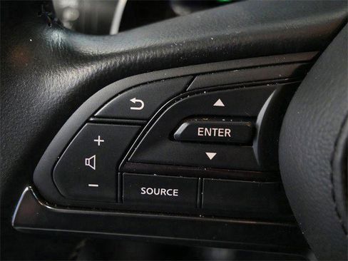 Used 2023 Nissan GT-R Premium w/ Premium Interior Package image 19