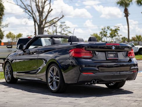 Used 2018 BMW 230i Convertible RWD image 10