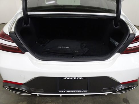 Used 2024 Genesis G70 2.5T image 14