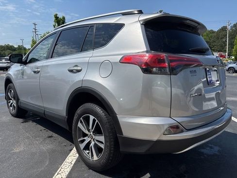 Used 2016 Toyota RAV4 XLE FWD image 7
