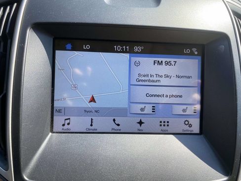 Used 2017 Ford Edge SEL w/ Equipment Group 201A AWD/4WD image 24