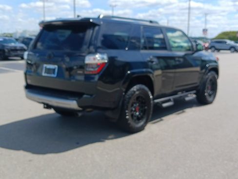 Used 2024 Toyota 4Runner TRD Off-Road Premium w/ Moonroof Package AWD/4WD image 7
