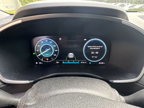 Used 2023 Hyundai Santa Fe Limited image 28