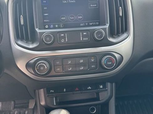 Used 2022 Chevrolet Colorado LT w/ Fleet Safety Package image 17