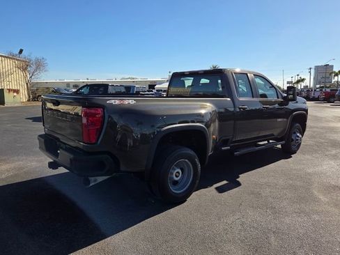 Used 2022 Chevrolet Silverado 3500 W/T AWD/4WD image 11