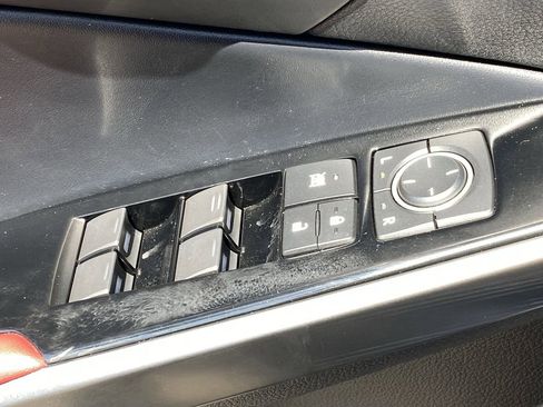 Used 2023 Lexus IS 300 w/ Comfort Package RWD image 28