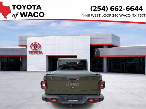 Used 2022 Jeep Gladiator Mojave w/ LED Lighting Group AWD/4WD image 4