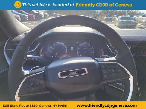 New 2025 Jeep Grand Cherokee Limited image 14