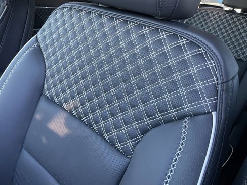 New 2026 GMC Acadia Denali w/ Super Cruise Package image 33