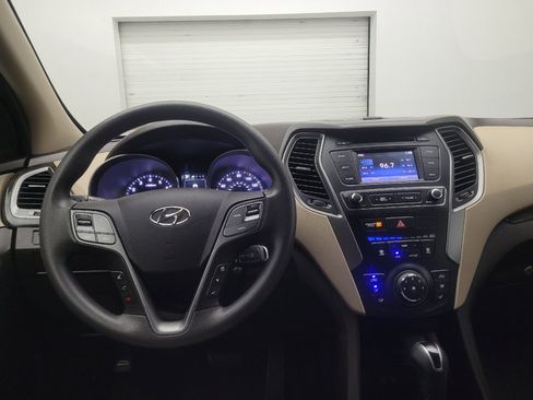 Used 2018 Hyundai Santa Fe Sport image 22