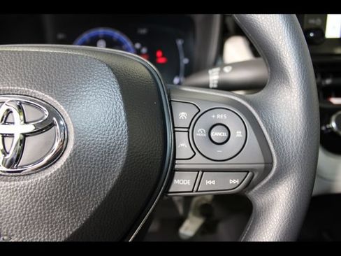 Used 2026 Toyota Corolla Cross L AWD/4WD image 24