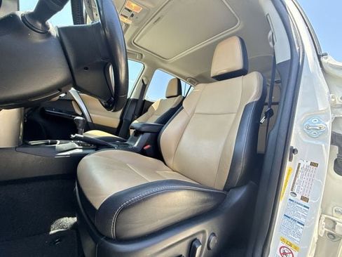 Used 2018 Toyota RAV4 Limited w/ Advanced Technology Package AWD/4WD image 11