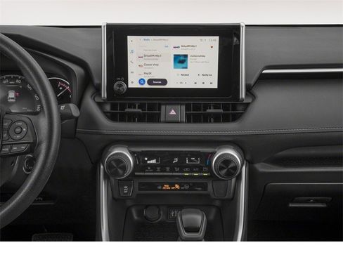 Used 2024 Toyota RAV4 LE image 7